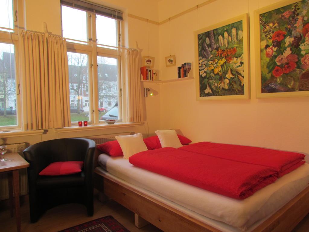 Apartments Im Froschhaus Mit Fruehstueckskuechen Friedrichstadt Εξωτερικό φωτογραφία